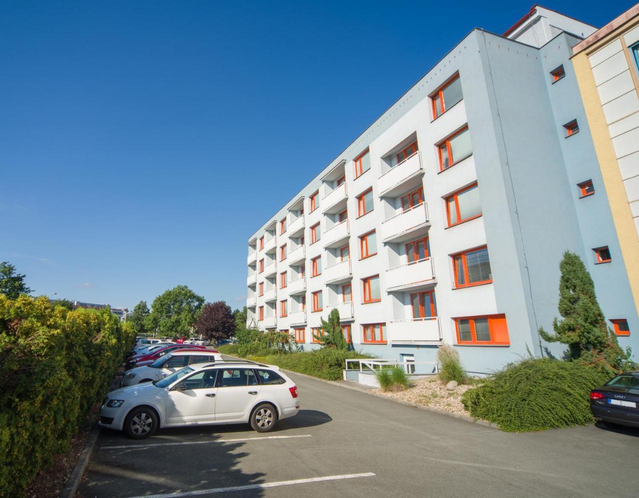 Hotel Arnost Garni Pardubice Ngoại thất bức ảnh